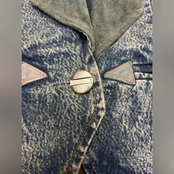 Rare Vintage Pioneer Wear 80s Acid Wash Leather Trim  Denim Jean Vest Unisex - Picture 6 of 14
